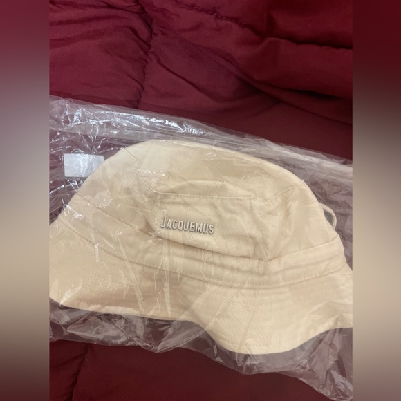 Jacquemus Beige Bucket Hat - Picture 3 of 3
